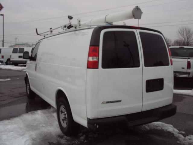 Chevrolet Express 2007 photo 2