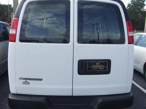 Chevrolet Express 2007 photo 2
