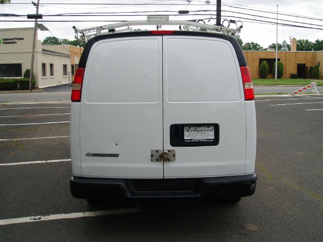 Chevrolet Express 2007 photo 13