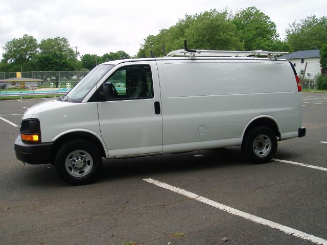 Chevrolet Express 2007 photo 22