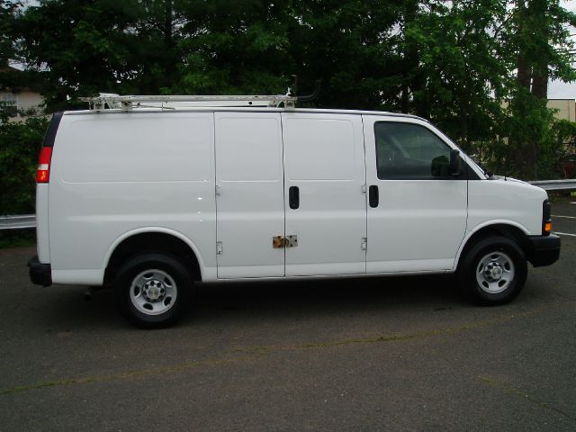Chevrolet Express 2007 photo 25