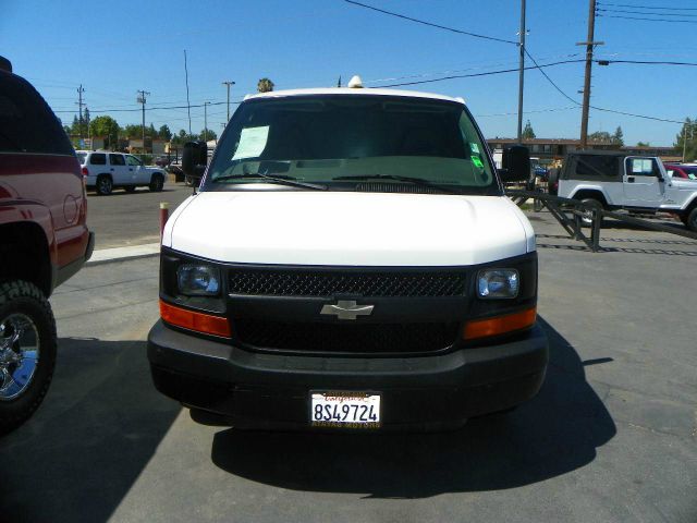 Chevrolet Express Limited 4WD One Owner Leather Passenger Van
