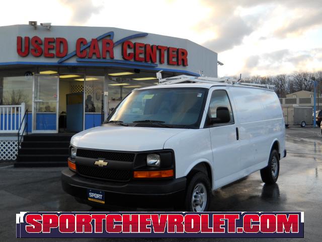 Chevrolet Express Overland 4X4 Passenger Van