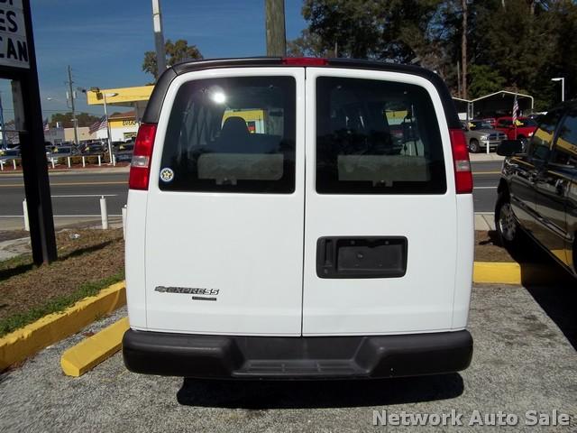 Chevrolet Express Base Passenger Van