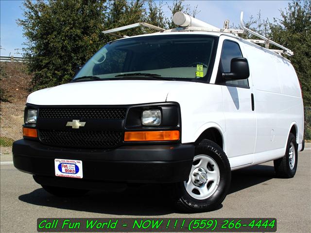Chevrolet Express SL AWD CVT Leatherroof Passenger Van