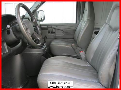 Chevrolet Express 2007 photo 2