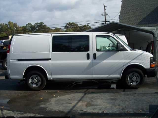 Chevrolet Express Overland 4X4 Unspecified