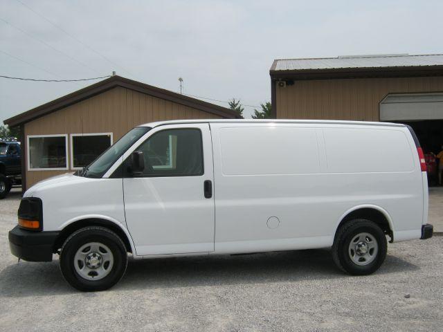 Chevrolet Express 2008 photo 2
