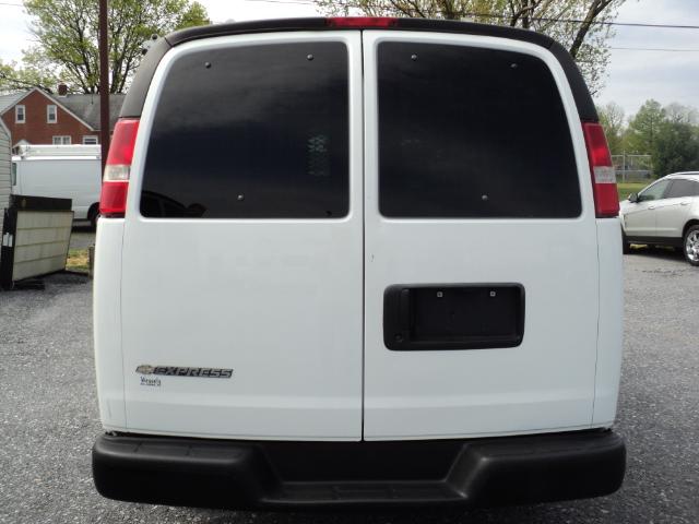 Chevrolet Express 2008 photo 2