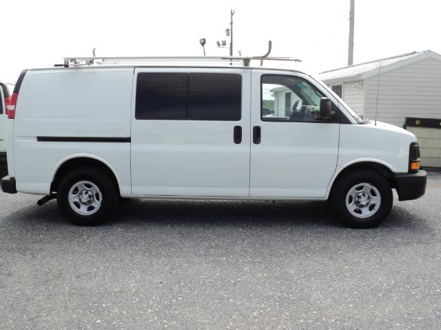 Chevrolet Express 2008 photo 3