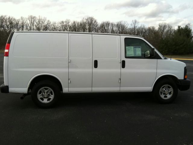 Chevrolet Express Unknown Passenger Van