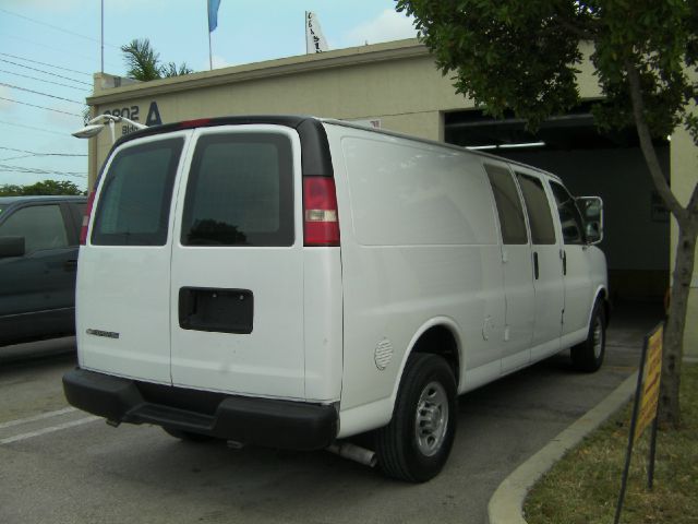 Chevrolet Express 2008 photo 1