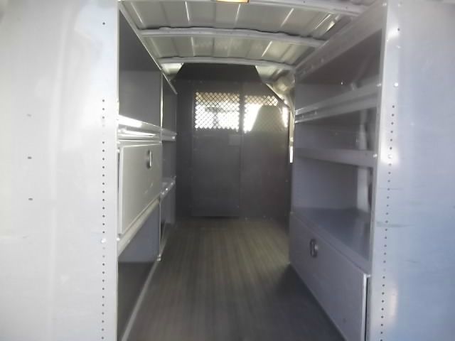 Chevrolet Express 2008 photo 3