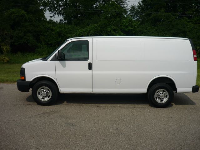 Chevrolet Express 2008 photo 4