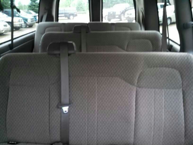 Chevrolet Express Touring W/nav.sys Passenger Van