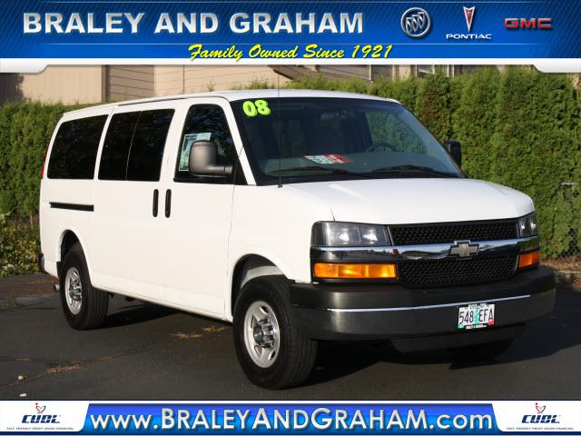 Chevrolet Express 750li 4dr Sdn Sedan Passenger Van
