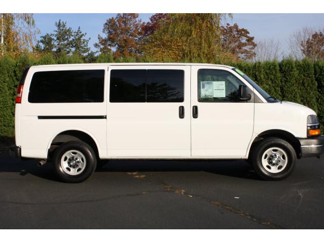 Chevrolet Express 2008 photo 2