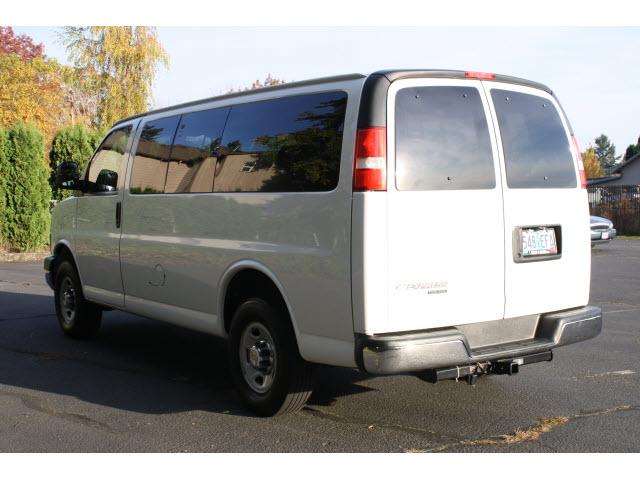Chevrolet Express 2008 photo 4
