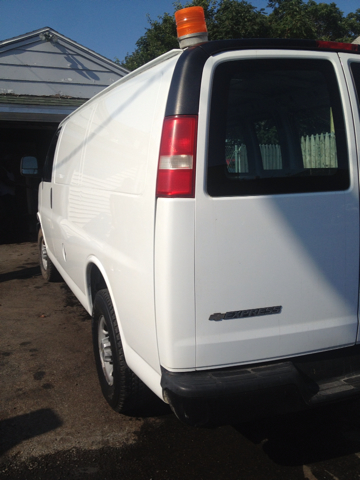 Chevrolet Express 2008 photo 3