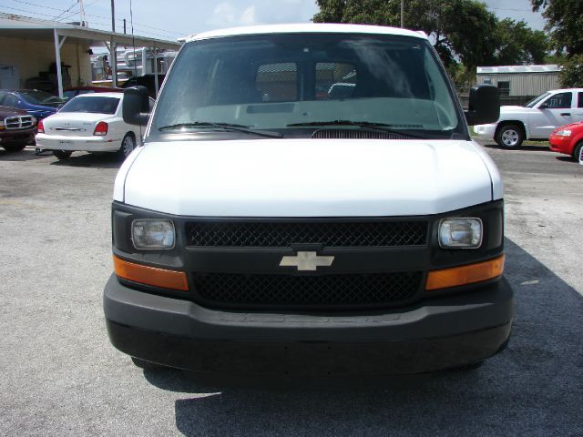 Chevrolet Express 2008 photo 2