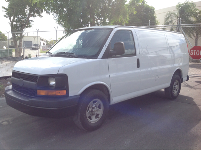 Chevrolet Express 2008 photo 2