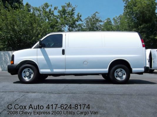 Chevrolet Express Coupe 4D Cargo Van