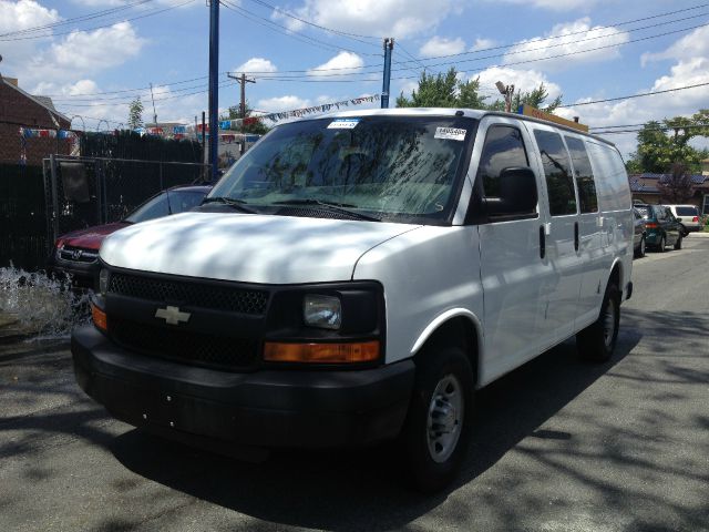 Chevrolet Express 2008 photo 2