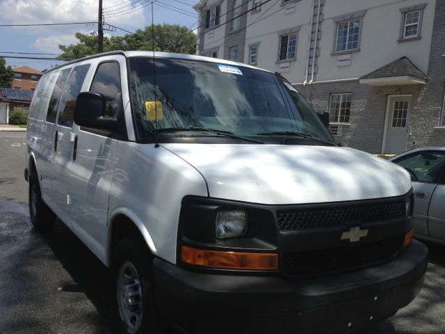 Chevrolet Express 2008 photo 3