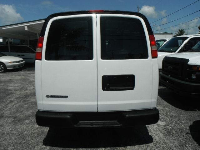 Chevrolet Express 750i 4dr Sdn Cargo Van