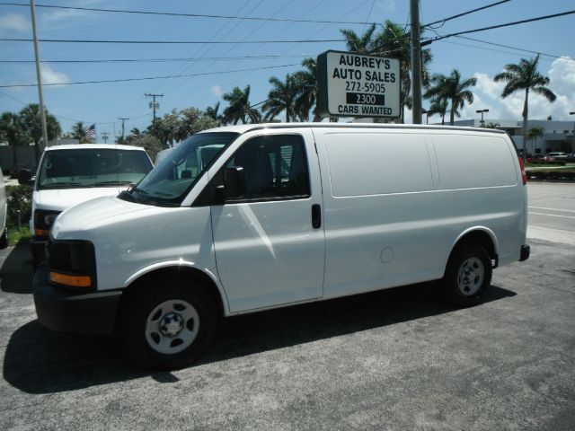 Chevrolet Express 2008 photo 3