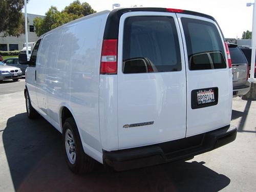 Chevrolet Express 2009 photo 1