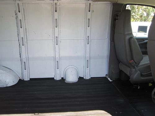 Chevrolet Express 2009 photo 3