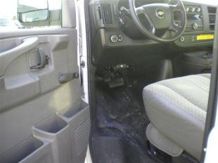 Chevrolet Express 2009 photo 2