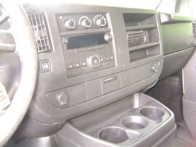 Chevrolet Express 2009 photo 4