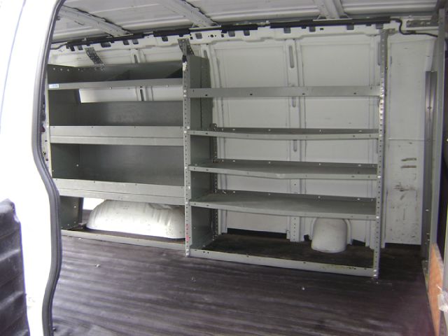 Chevrolet Express 2009 photo 9