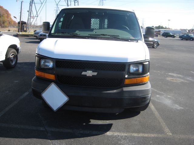 Chevrolet Express 2009 photo 3