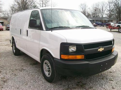 Chevrolet Express 2009 photo 2