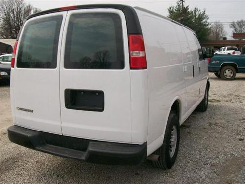 Chevrolet Express 2009 photo 3