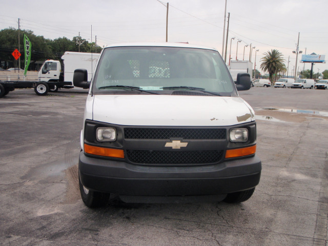 Chevrolet Express 2009 photo 10