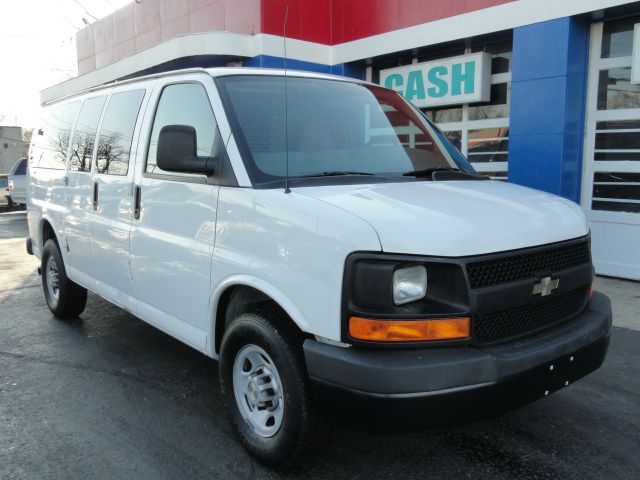 Chevrolet Express 2009 photo 4