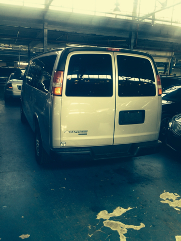 Chevrolet Express 2009 photo 1