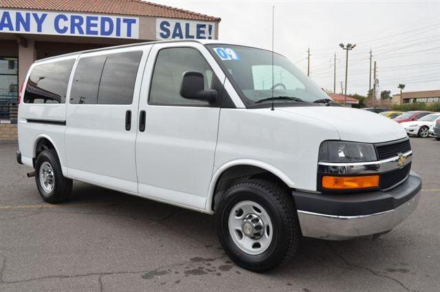 Chevrolet Express 2009 photo 2