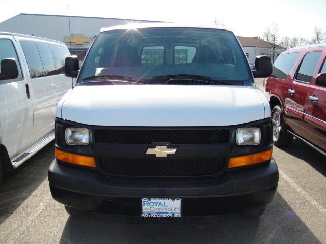 Chevrolet Express 2009 photo 1