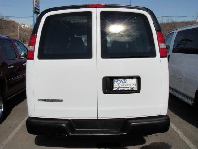 Chevrolet Express 2009 photo 3
