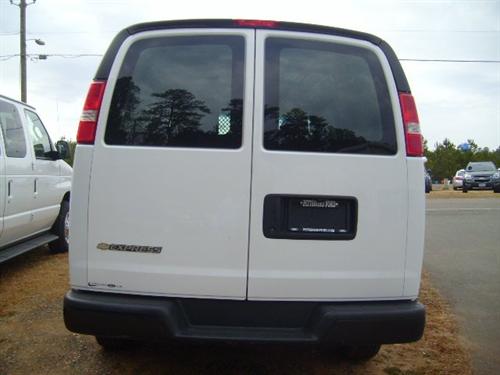 Chevrolet Express 2009 photo 2