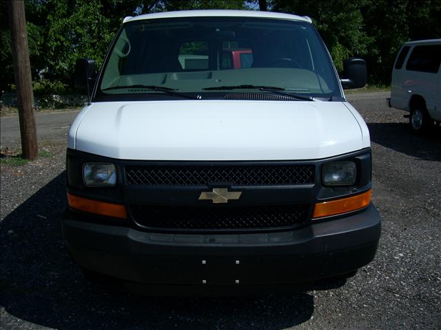 Chevrolet Express 2009 photo 1