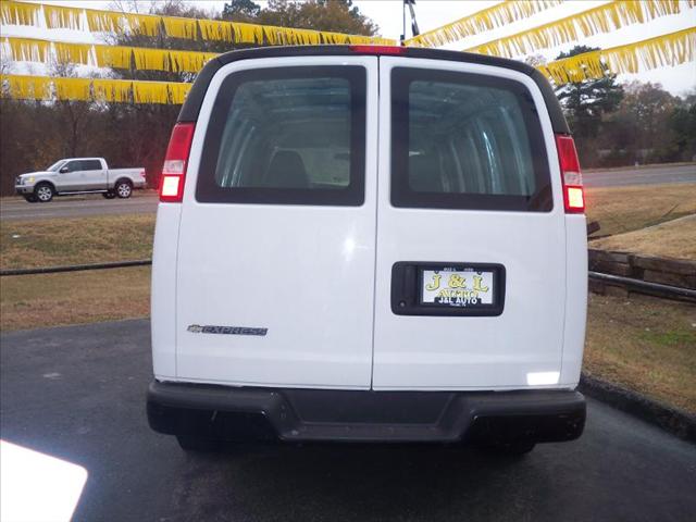 Chevrolet Express 2009 photo 1