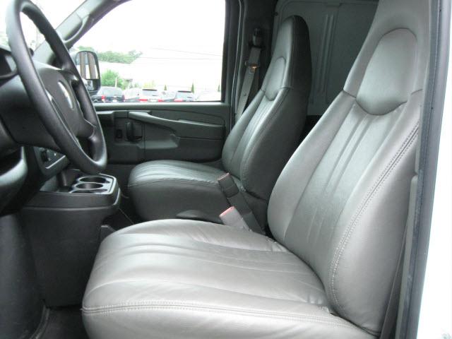Chevrolet Express 2009 photo 4