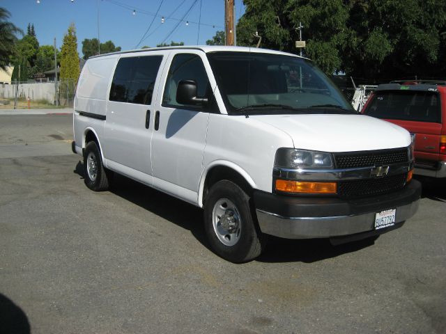 Chevrolet Express 2009 photo 1