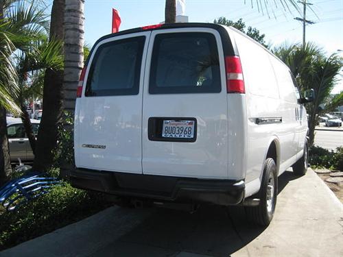 Chevrolet Express 2009 photo 2